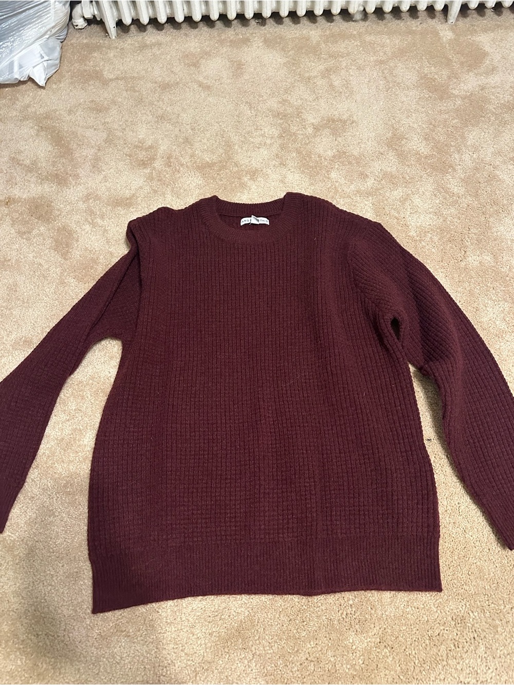 Men's Crewneck Sweater in Burgundy